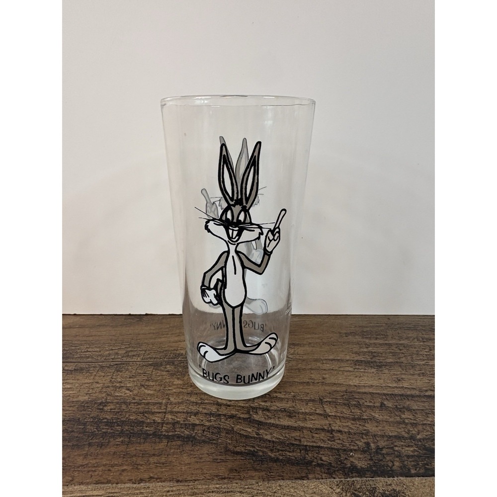 Vintage 1973 Looney Tunes Bugs Bunny Warner Bros Pepsi Collector Series Glass